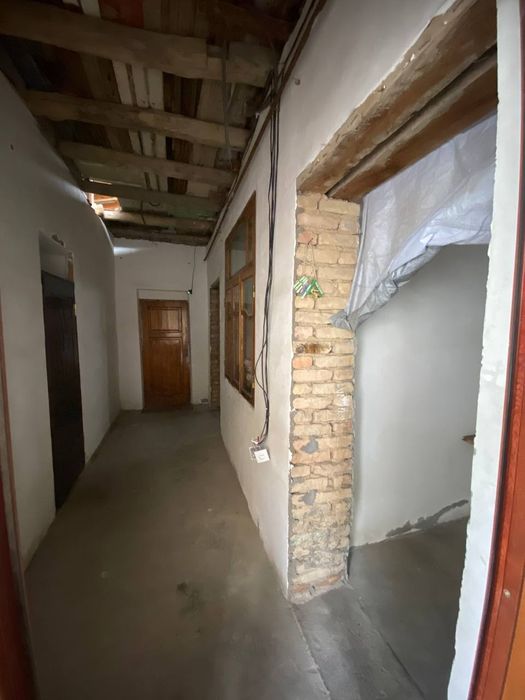 Продаётся дом в бектемирском районе. Земля 3,9 соток.