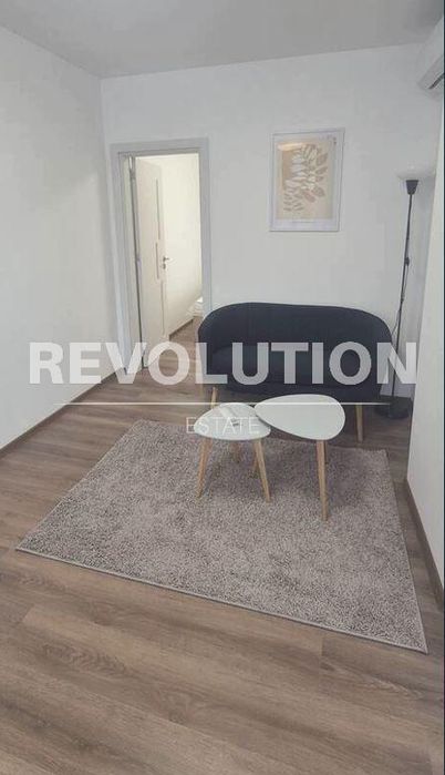 Дава се под наем Двустаен апартамент в Варна, Конфуто - 59 кв.м за 450 € - Снимка #2