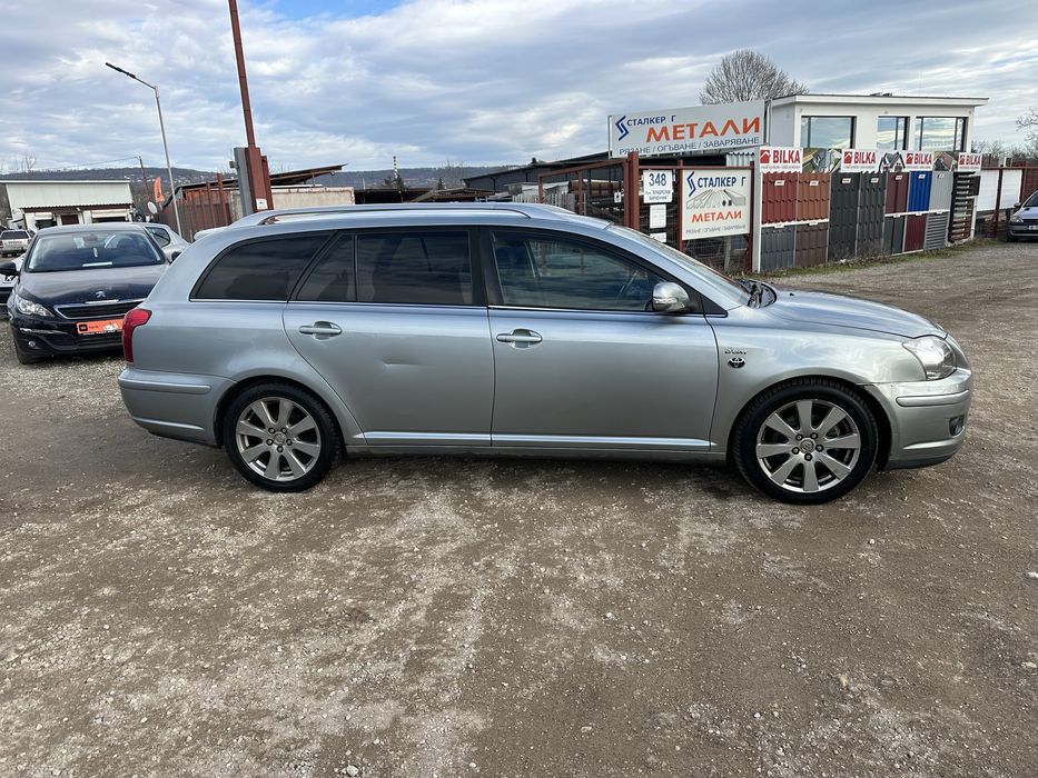 На Части Тойота Авенсис Facelift 2.2dcat-177k!