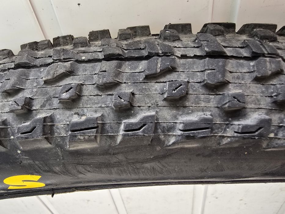 Капка DT Swiss D533 27.5(32h) Maxxis recon DHR 2