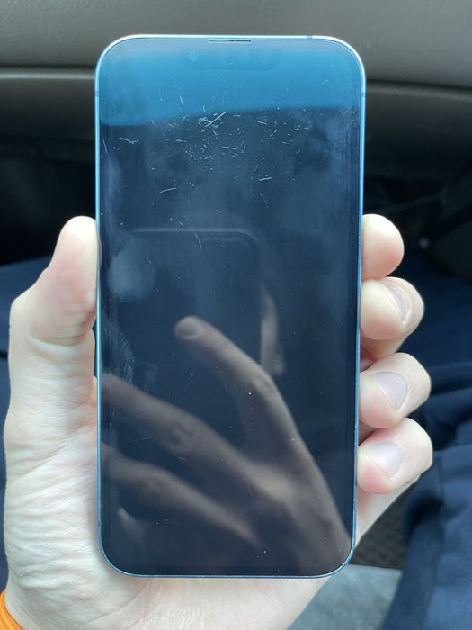 Продам айфон 13 Iphone