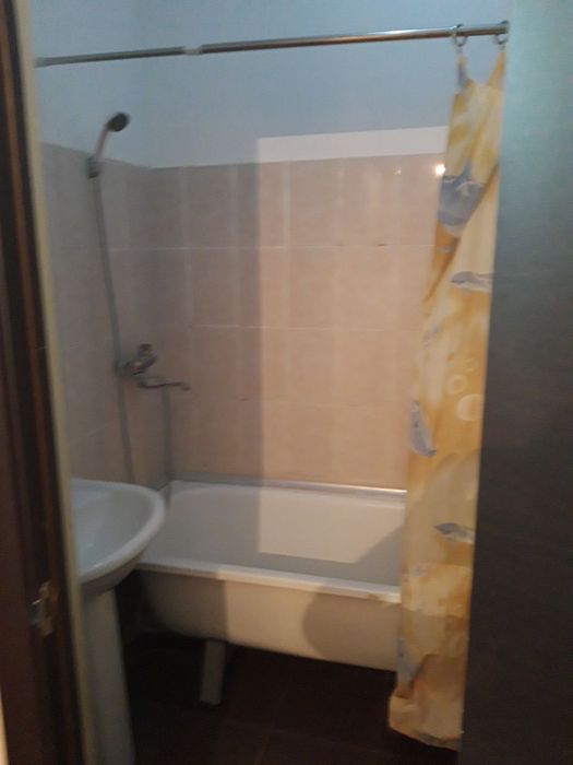 3 xonali 51 kv barcha qulayliklarga ega.Uy jihozlari bilan