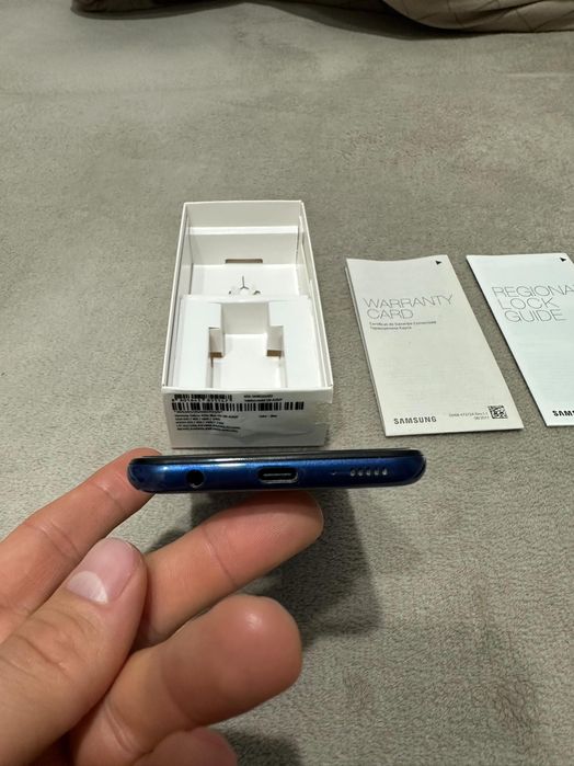 Telefon Samsung A20e 2020,albastru,32 GB, perfect funcțional+accesorii