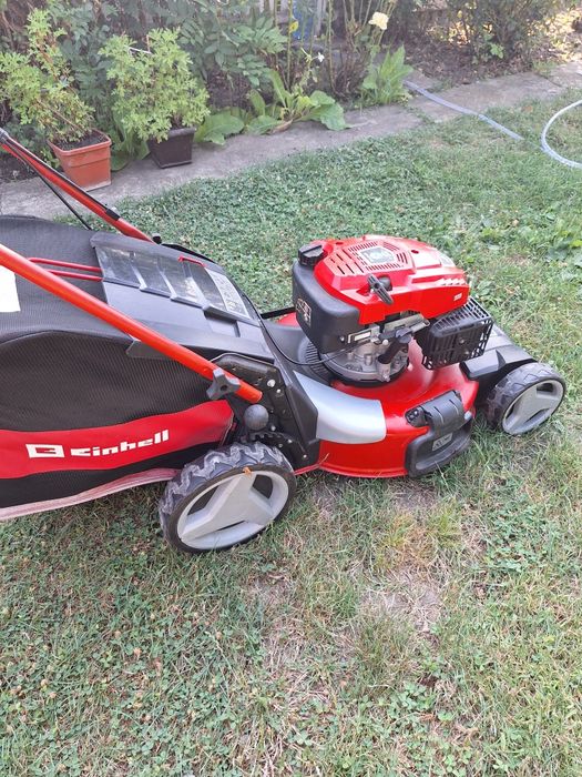 Mașină Einhel de tuns gazon, iarba cu tracțiune