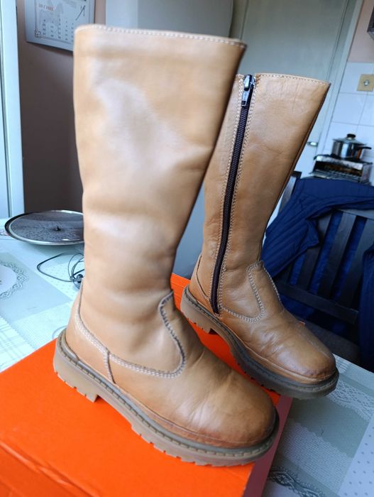 Перфектни детски ботуши от естествена кожа с агнешка вълна за хастар