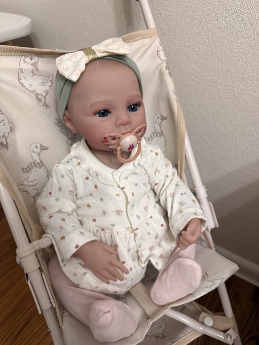 Кукла реборн и коляска