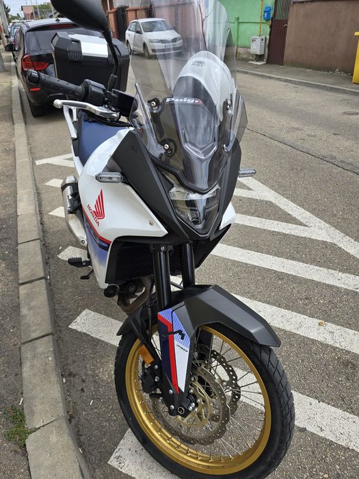 Honda transalp 750