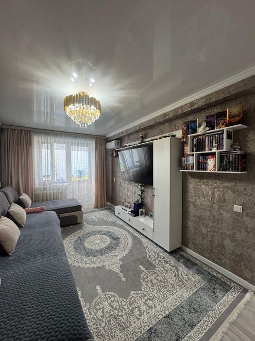 Обменяю 2 х ком кв рядом с ДК