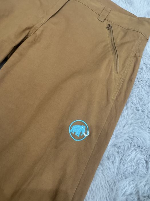 Дамски туристически панталон MAMMUT . Размер М