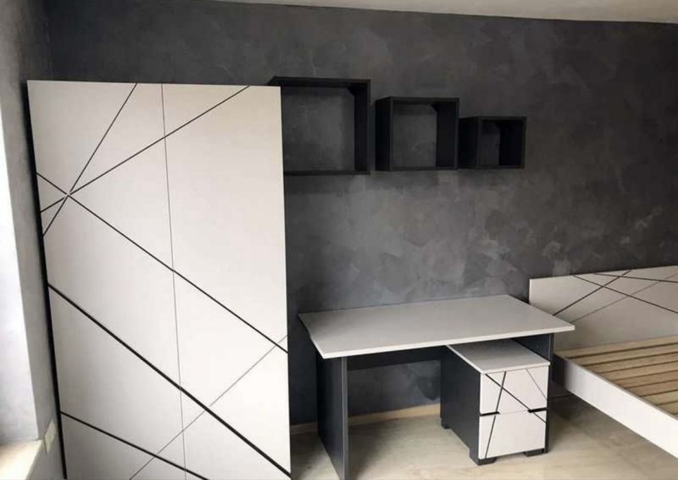 Montator/ Montez mobila, paturi , dulapuri , bibliotecii, birouri