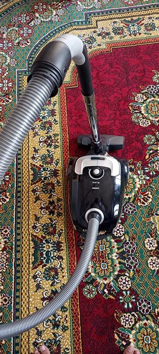 Пылесос сотилади