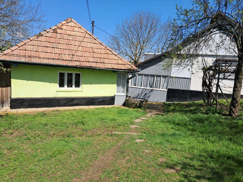 Casa de vânzare la tara, în Comuna Urmenisu de Câmpie, Jud. Bistrita-Nasaud