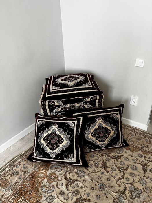 Көрпе көпшік тысымен