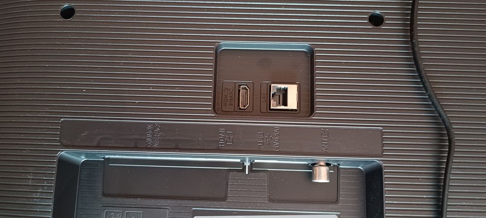 SAMSUNG 32 Smart H5000F