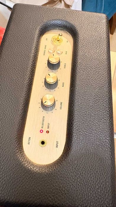 Marshall Acton vintage bluetooth speaker
