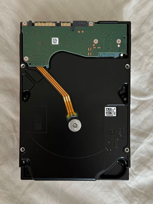 Жесткий диск SEAGATE EXOS X16 (7200RPM, 12TB)
