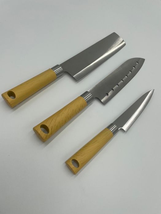 Set 3 cutite bucatarie. Doar 75 lei setul!