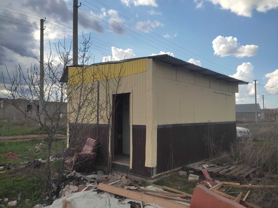 Продам киоск, вагончик, донерка