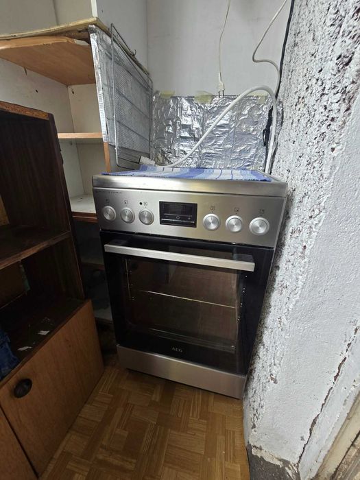 Ексклузивна продажба на двустаен апартамент в кв. Славейков, блок 20, до Била