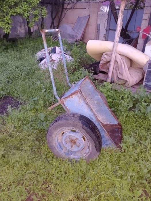 Продается большая тачка