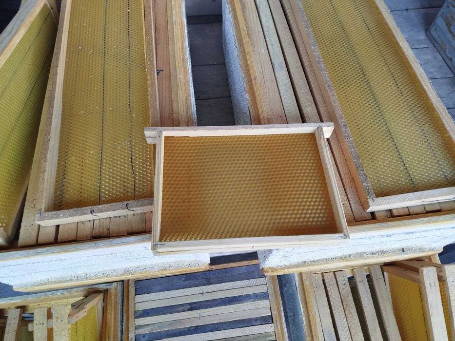 Продаются ящики для пчёл с рамками.  Асал арилар учун ящик сотилади.