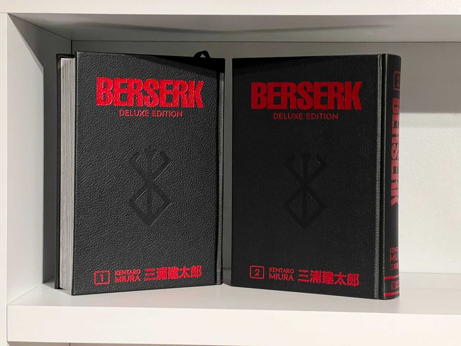 Berserk Deluxe Edition 1–2 – stare foarte bună