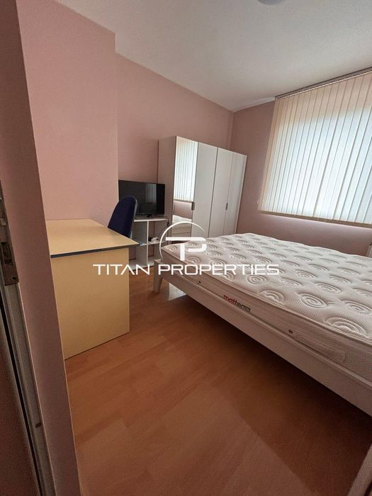 Дава се под наем Тристаен апартамент в Пловдив, Кючук Париж - 120 кв.м за 714 € - Снимка #3