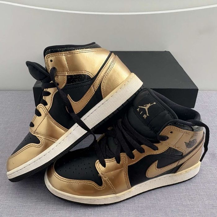 Air Jordan 1 маратонки