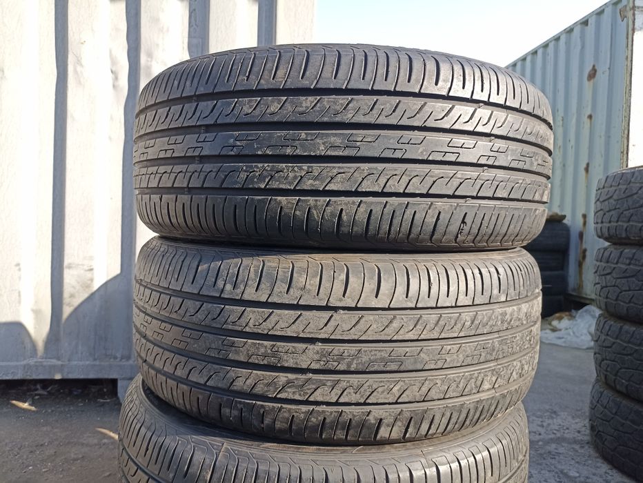 235/50/19 Giti летний комплект