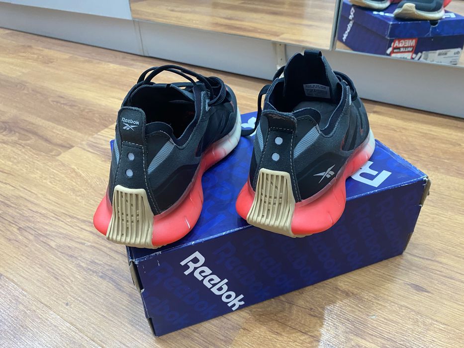 REEBOK кроссовки женские