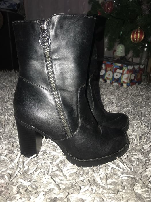 Ghete cu toc 37 foarte frumoase