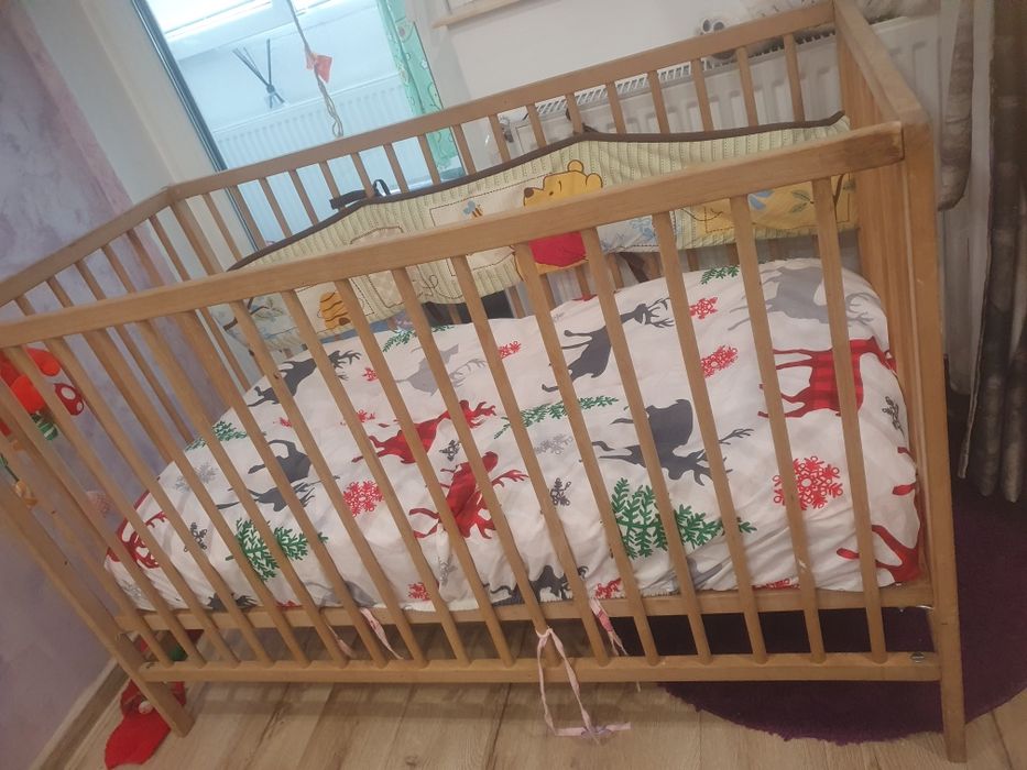 Patut lemn cu saltea