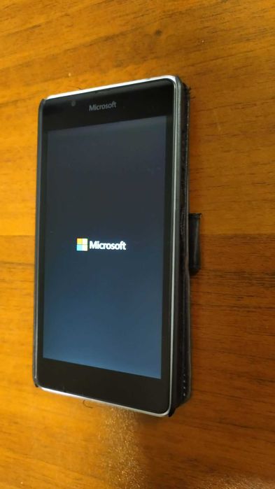 Телефон  GSM отлично работещ в отлично състояние от чужбина