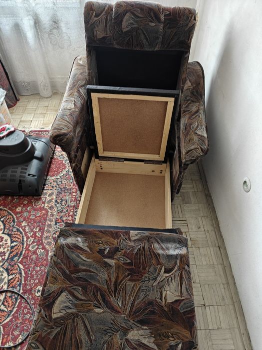 Vând mobilă de dormitor.