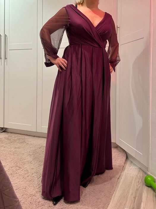 Официална/бална тъмно лилава рокля