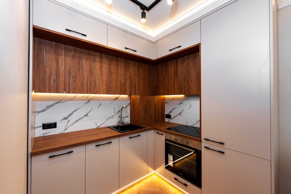 Продава се Двустаен апартамент в Пловдив, Остромила - 61 кв.м за 1170 €/кв.м - Снимка #1