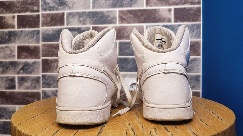 Оригинални мъжки маратонки NIKE SON OF FORCE (Mid White)