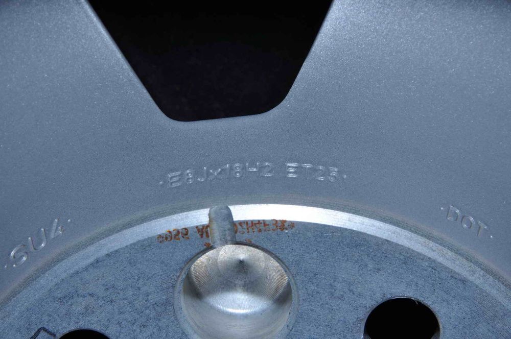 Jante Noi 18 inch Originale Audi A4 A5 A6 A7 A8 Q5 Q7 Allroad R18