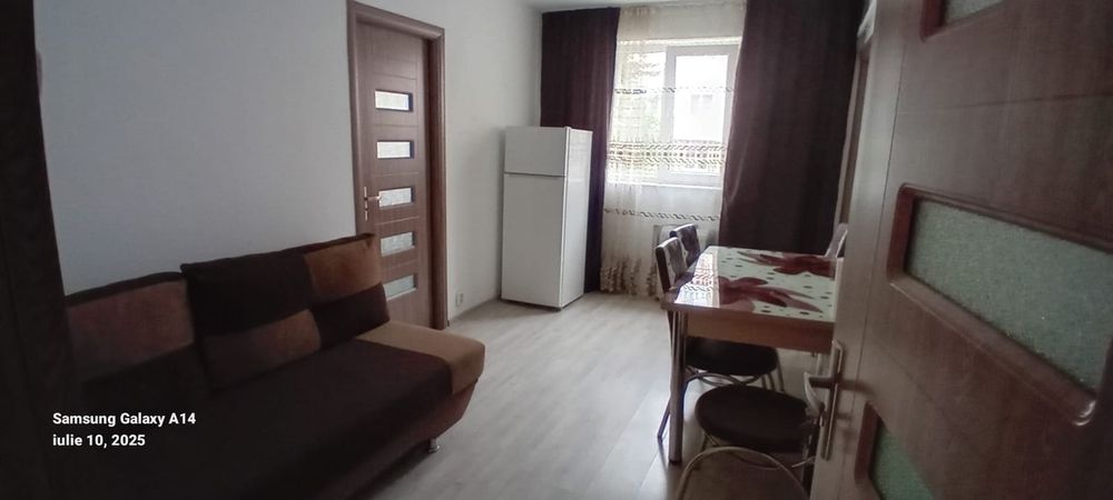 Inchiriez  apartament cu doua camere complect mobilat și utilat