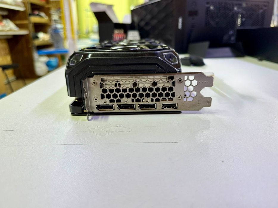 Gainward RTX 4080 super Panther OC