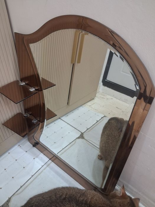 Продам зеркало для ванной