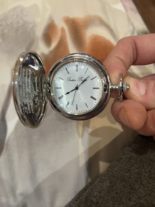 Часы карманные с цепочкой