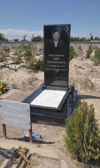 Цех памятников в Фергане