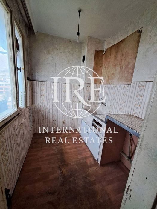 Продава се Тристаен апартамент в Варна, Младост 2 - 66 кв.м за 889 €/кв.м - Снимка #6