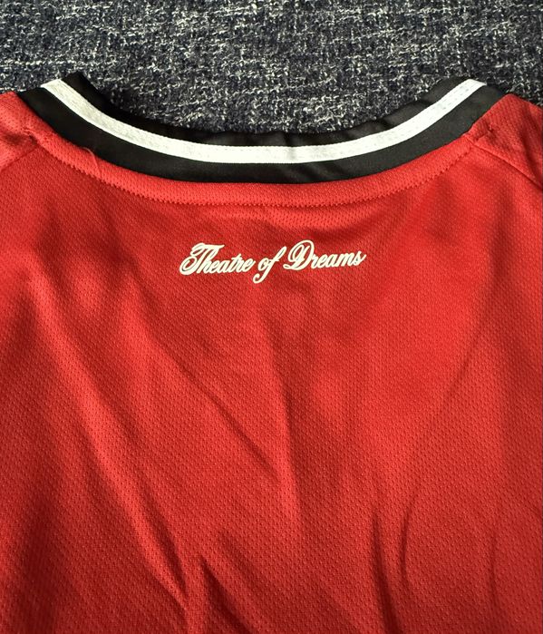 Tricou Manchester United – sezon 2025/2026 marimea M