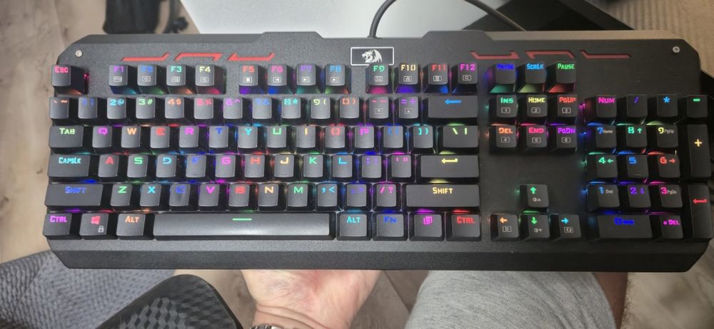 Tastatura Redragon Varuna K559