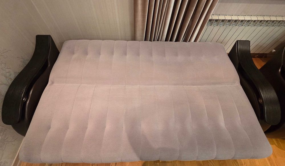 Диван и 2 кресла (мягкий уголок)