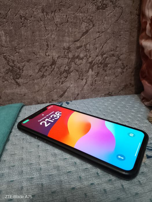 Айфон хр хорошом состояние