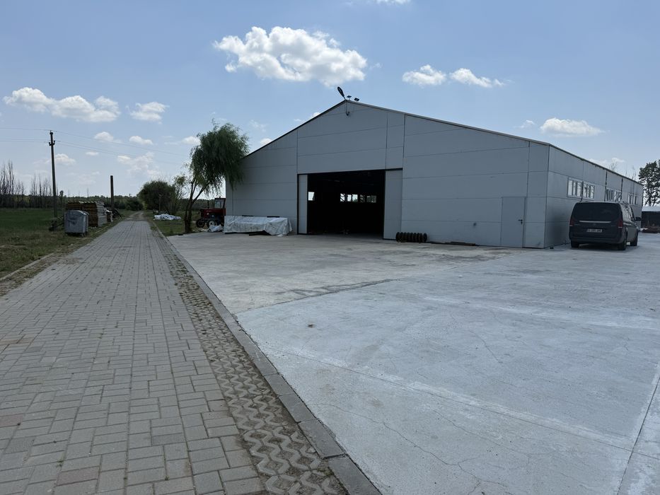 Teren industrial 30000 mp si hale-1400 mp+ platforma betonata 1300 mp