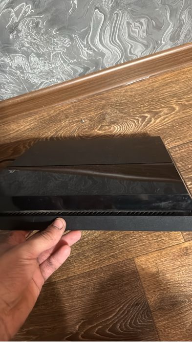 продам пс4 ps4.